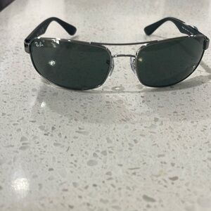 Ray Ban Gun metal glasses new without tags. Item number RB 3554.